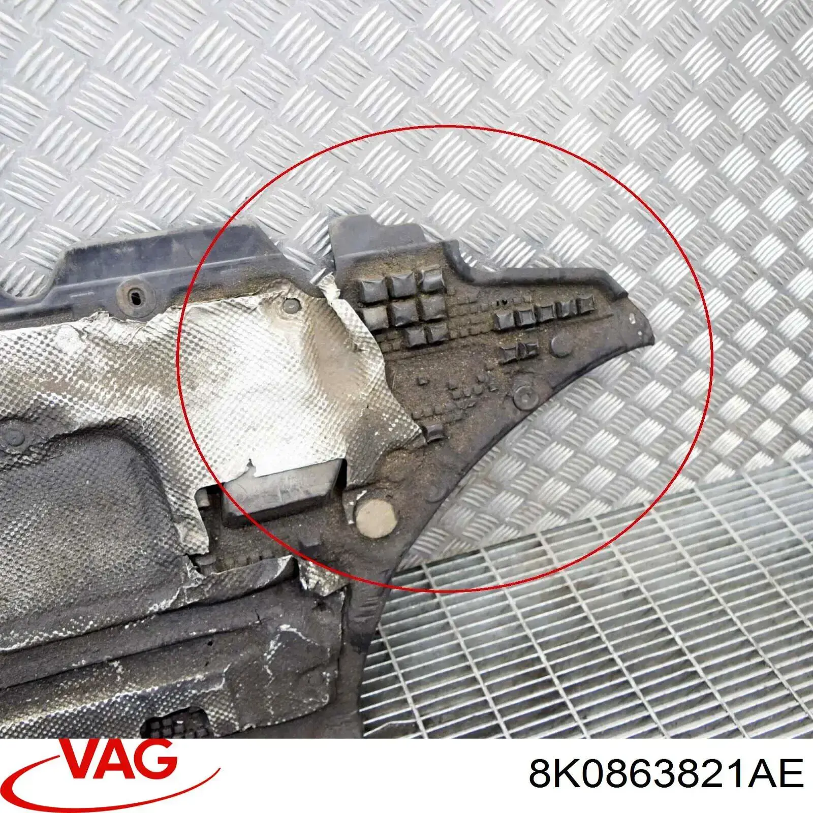 Protección motor / empotramiento 8K0863821AE VAG