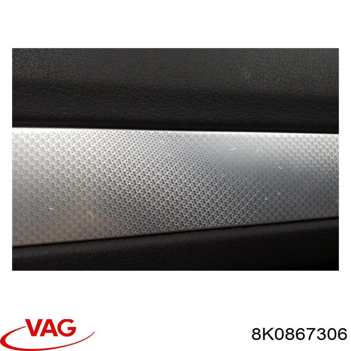 Guarnecido interior de puerta trasera derecha 8K0867306 VAG