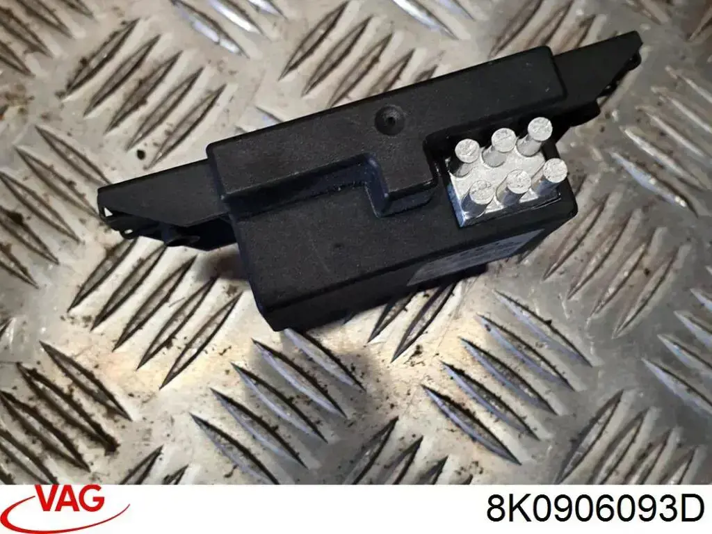 Módulo de control del motor de la bomba de combustible VAG 8K0906093D precio, desde 82,08 EUR