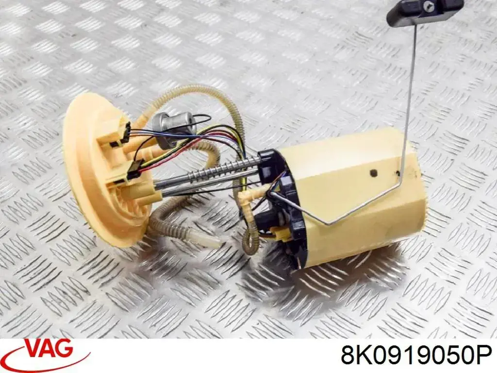 Módulo alimentación de combustible  VAG 8K0919050P precio, desde 107,45 EUR