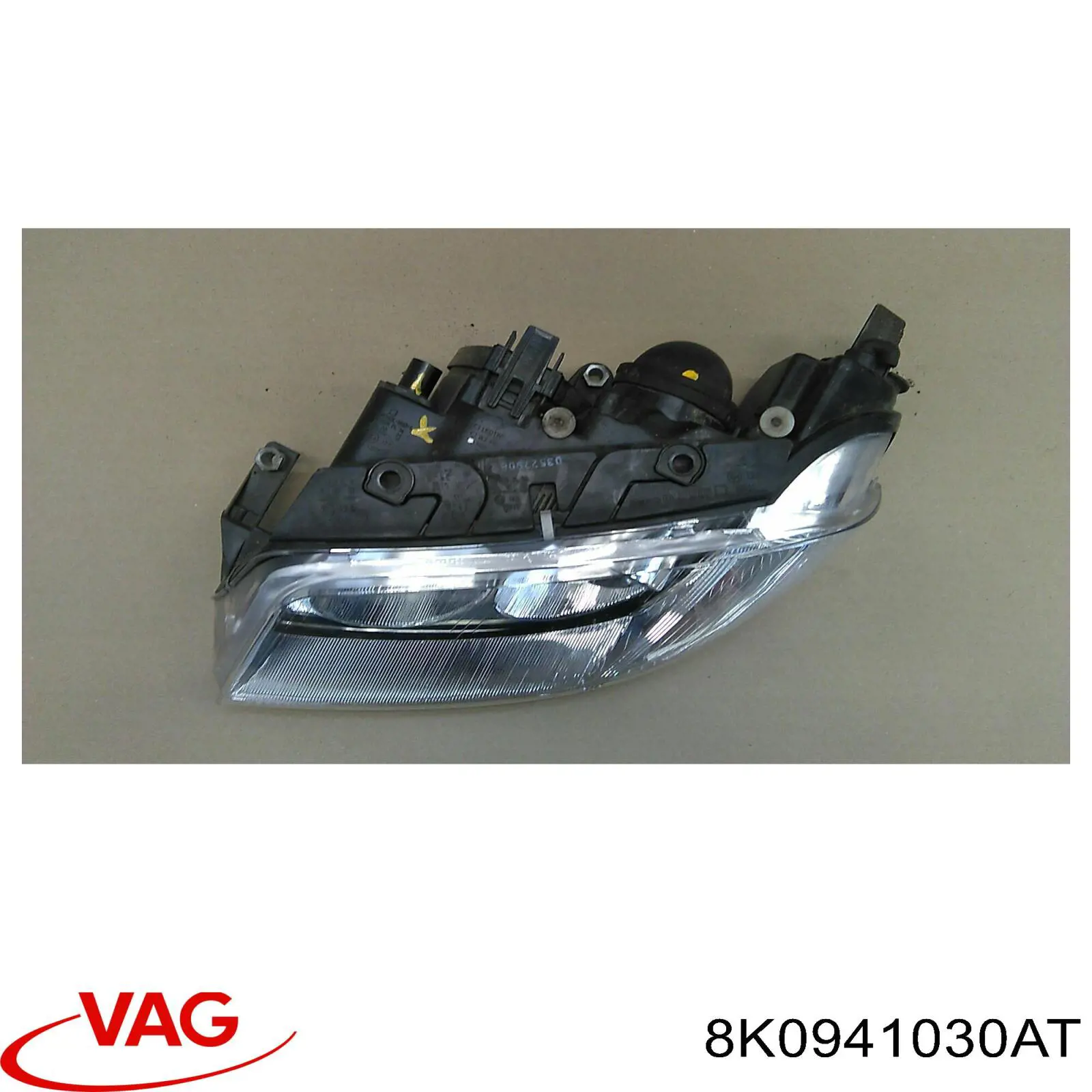Comprar 8K0941030AT VAG Faro derecho