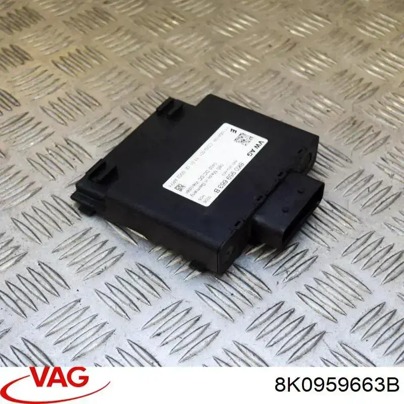8K0959663B VAG Estabilizador de voltaje