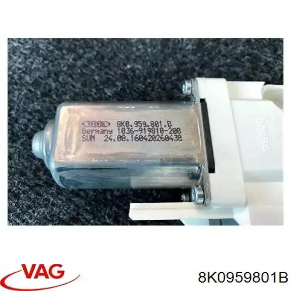 Motor del elevalunas eléctrico 8K0959801B VAG