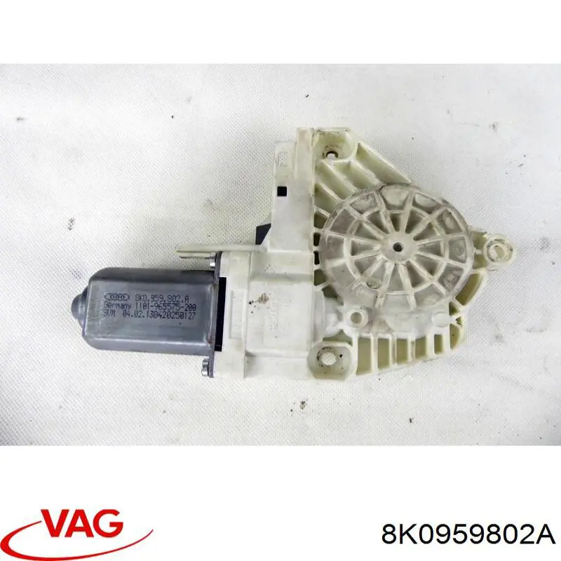Comprar 8K0959802A VAG Motor del elevalunas de la puerta delantera derecha