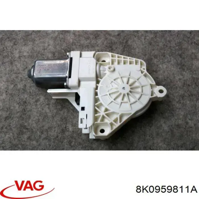 Motor del elevalunas de la puerta trasera izquierda VAG 8K0959811A precio, desde 34,85 EUR