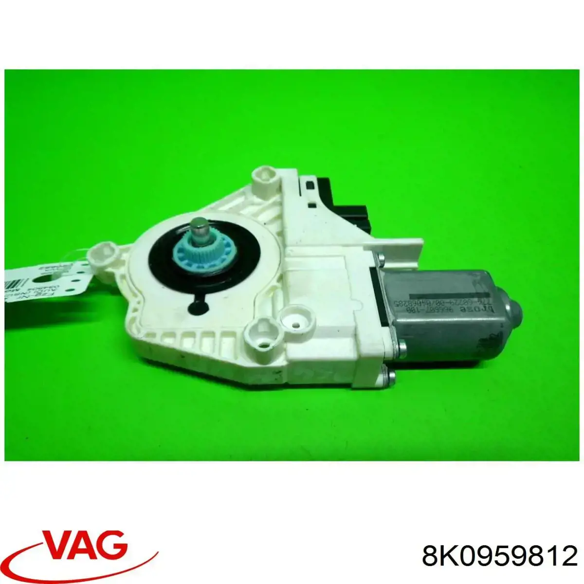 Motor del elevalunas de la puerta delantera derecha VAG 8K0959812 precio, desde 34,85 EUR