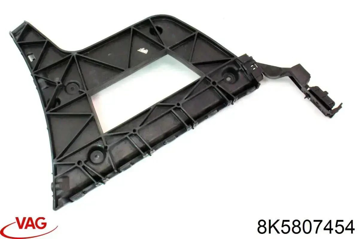 Soporte del parachoques trasero derecho 8K5807454 VAG