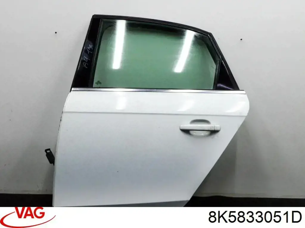Puerta trasera izquierda VAG 8K5833051D precio, desde 438,50 EUR