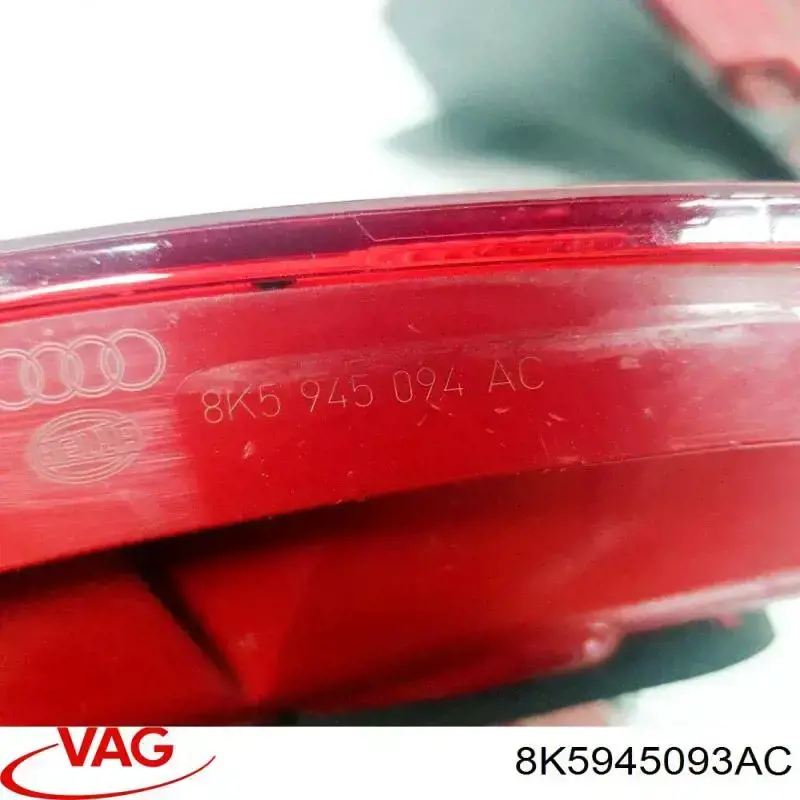 Piloto trasero interior izquierdo 8K5945093AC VAG