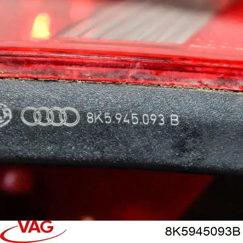 Piloto trasero interior izquierdo 8K5945093B VAG