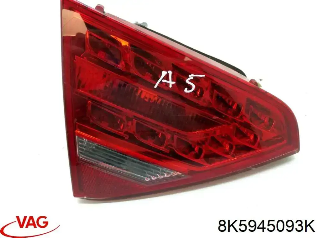 Piloto trasero interior izquierdo VAG 8K5945093K precio, desde 110,50 EUR