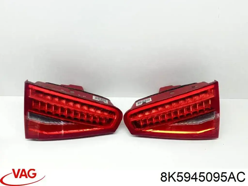Comprar 8K5945095AC VAG Piloto trasero exterior izquierdo