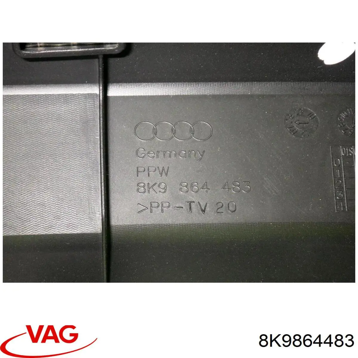 Revestimiento de panel trasero del maletero VAG 8K9864483 precio, desde 29,71 EUR