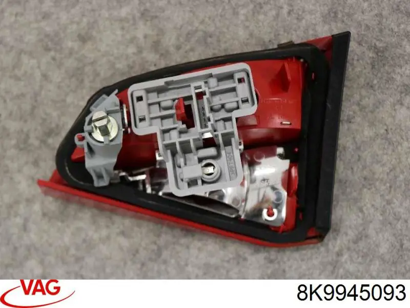 Piloto trasero interior izquierdo VAG 8K9945093 precio, desde 69,70 EUR