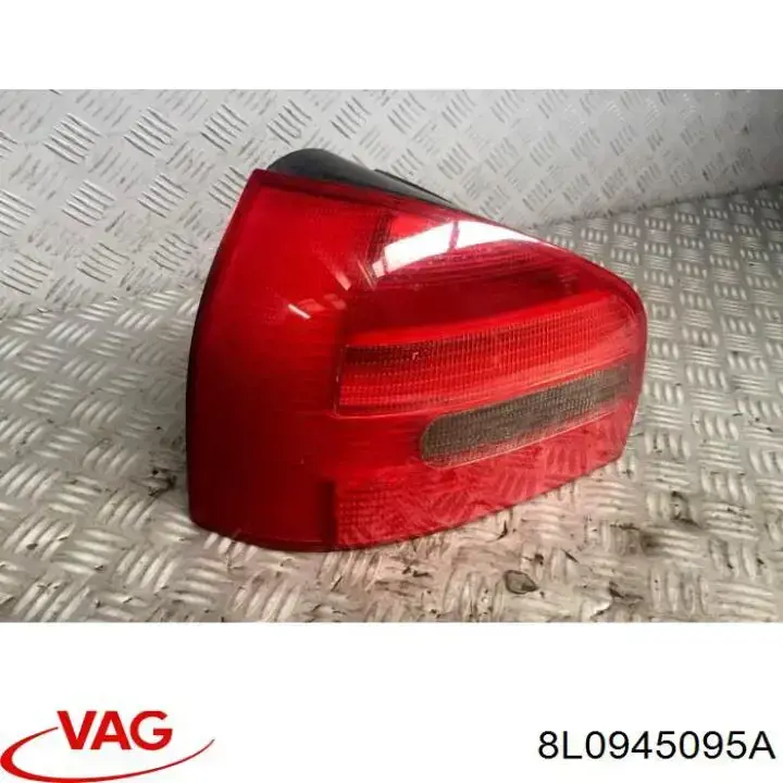 Comprar 8L0945095A VAG Piloto trasero izquierdo