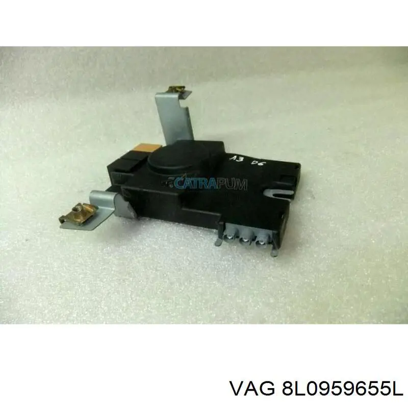 8L0959655L VAG 