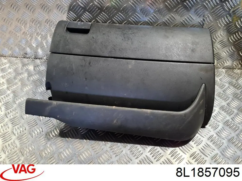 Guantera para Audi A3 (8L1)