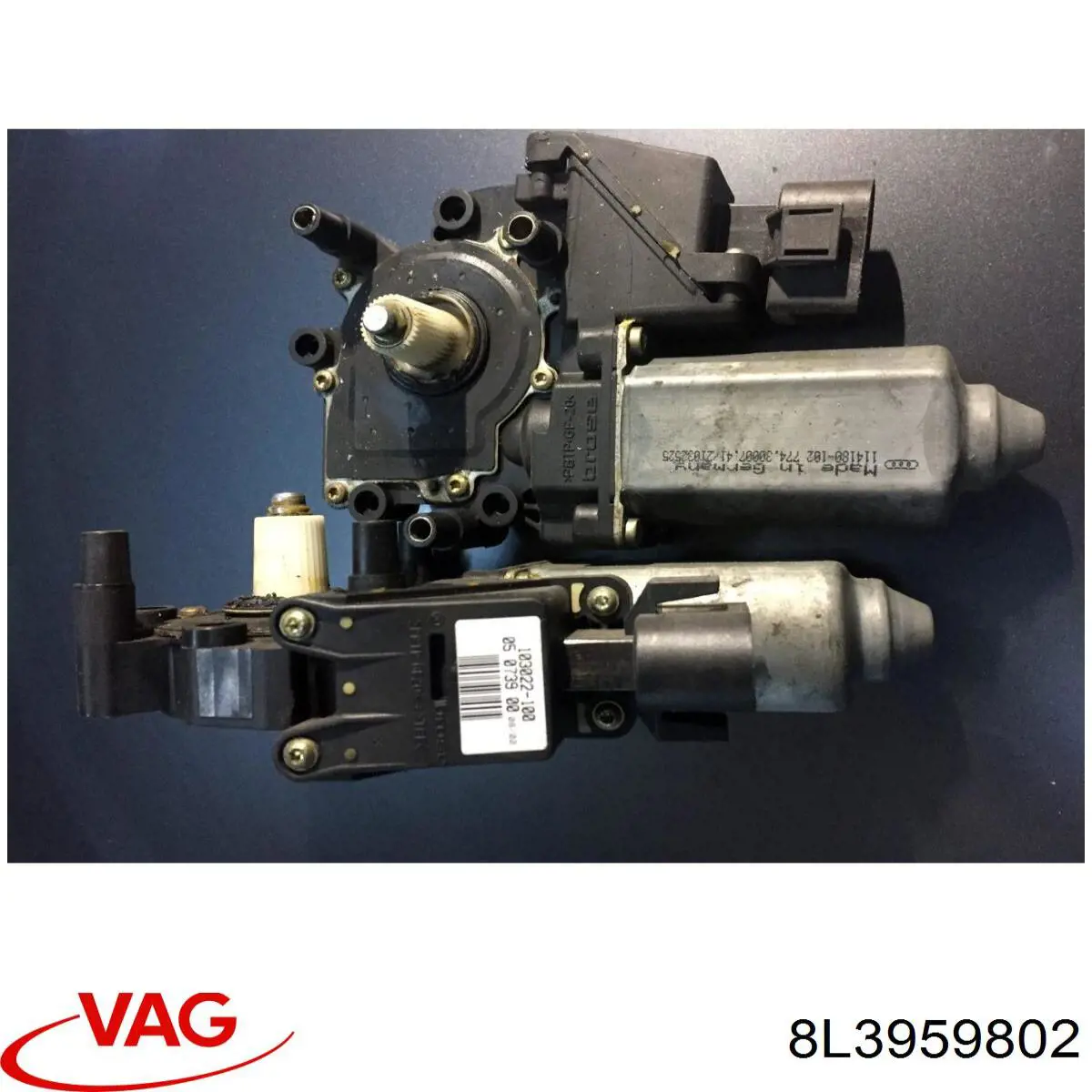 Motor del elevalunas de la puerta delantera derecha VAG 8L3959802 precio, desde 62,44 EUR