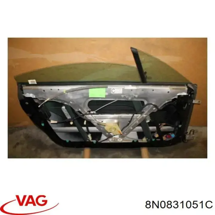 Puerta delantera izquierda 8N0831051C VAG