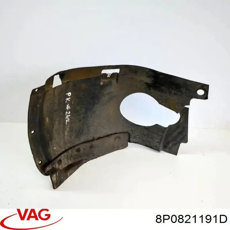 8P0821191D VAG Guardalodos delantero izquierdo