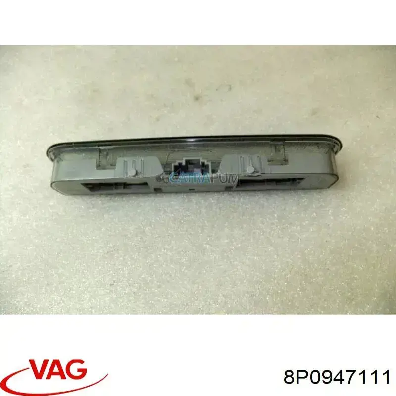 Luz interior trasera 8P0947111 VAG