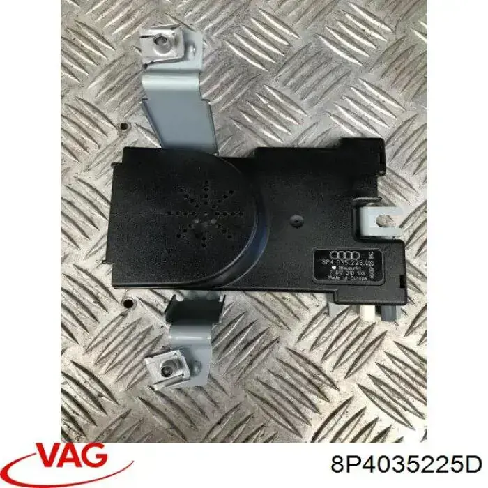 Comprar 8P4035225D VAG Amplificador de señal de antena