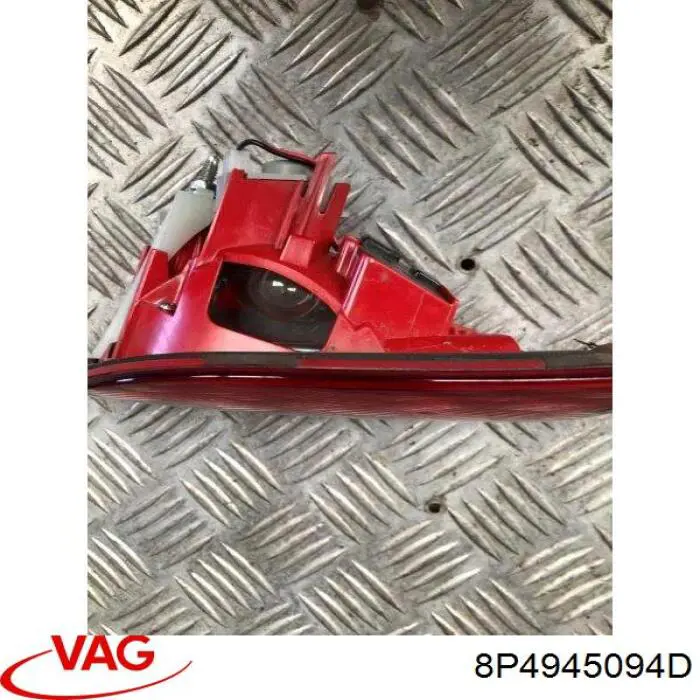 Piloto trasero interior derecho VAG 8P4945094D precio, desde 47,92 EUR