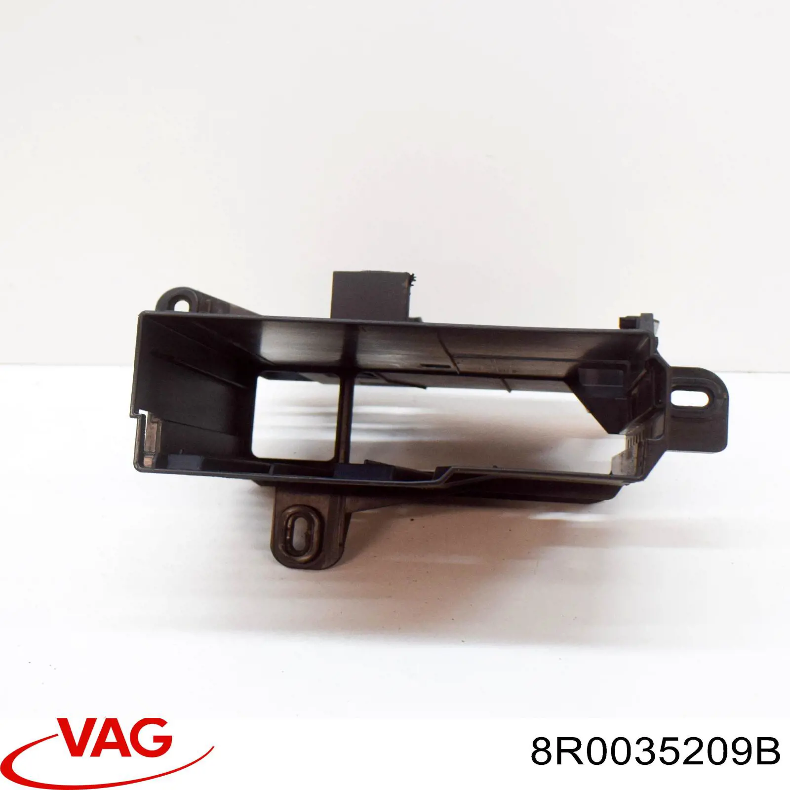  VAG 8R0035209B