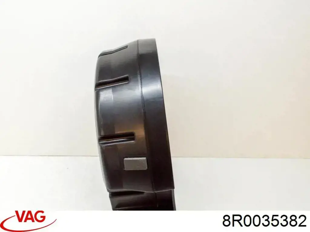 Subwoofer 8R0035382 VAG