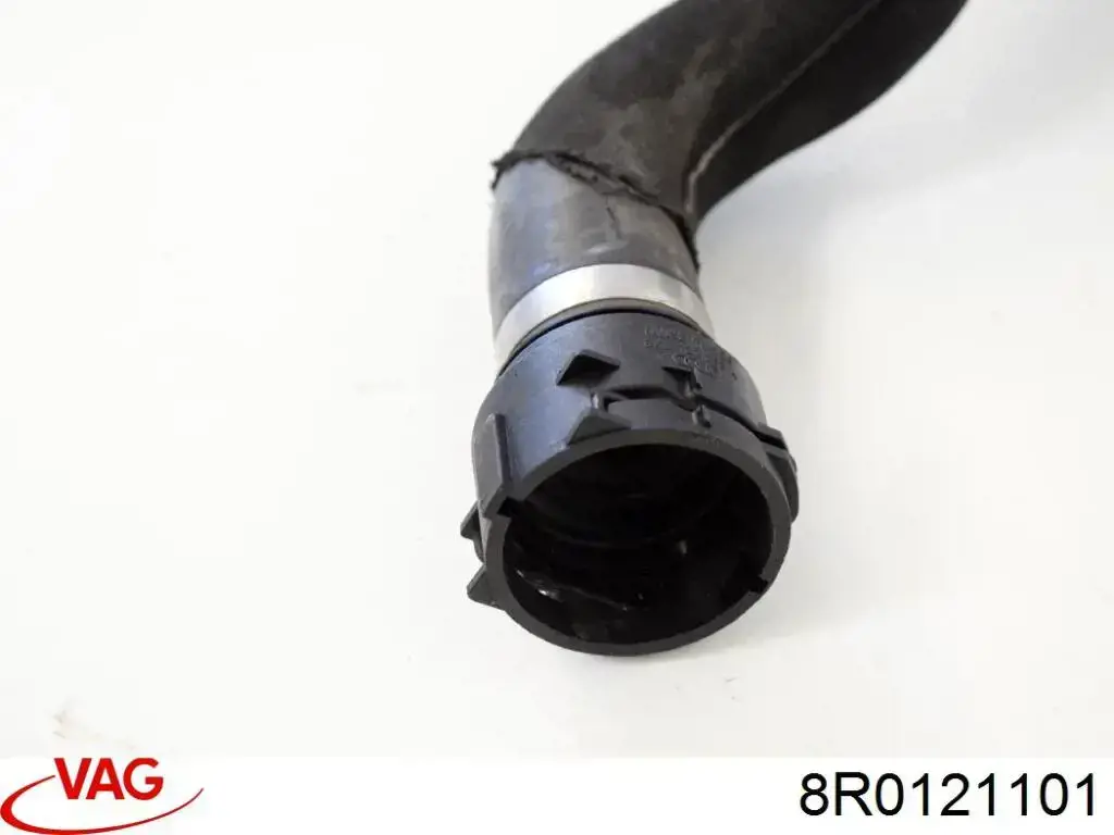 Comprar 8R0121101 VAG Manguera superior del radiador