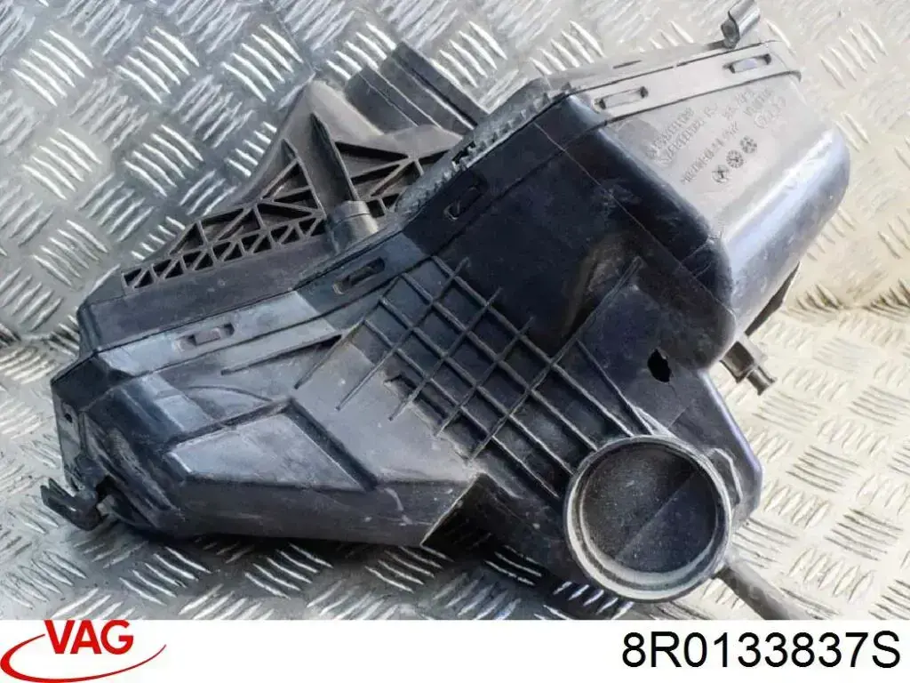 Casco de filtro de aire Audi A4 8K2