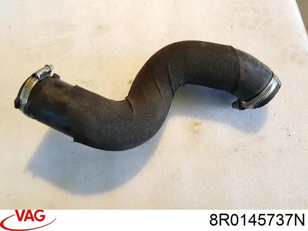 Tubo de admisión del cuerpo de mariposa VAG 8R0145737N precio, desde 28,31 EUR