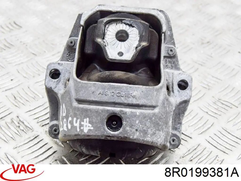 Soporte de motor derecho VAG 8R0199381A precio, desde 69,24 EUR
