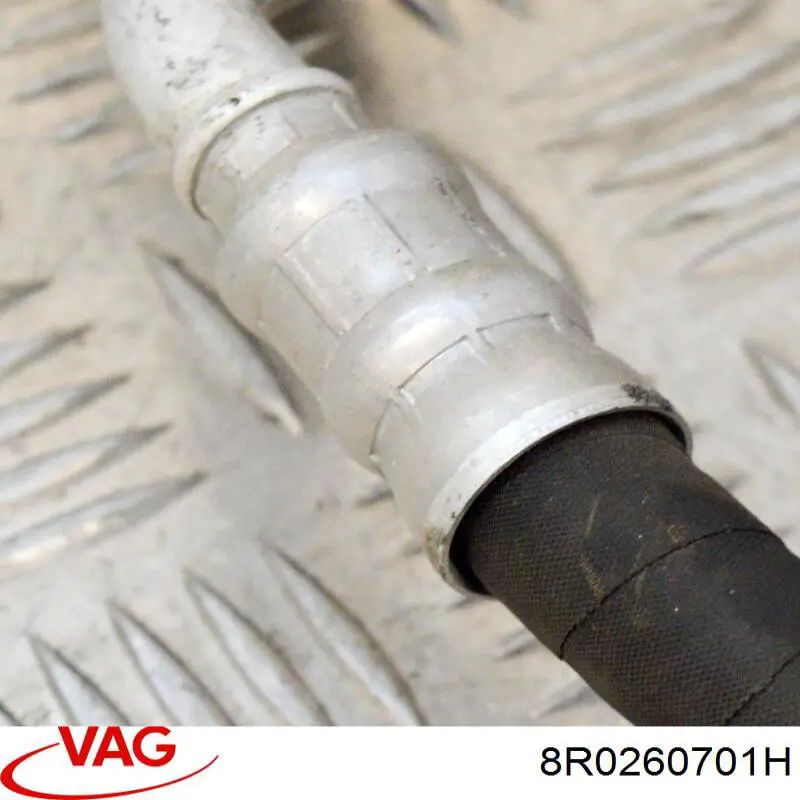Manguera de aire acondicionado de compresor al condensador VAG 8R0260701H precio, desde 66,86 EUR