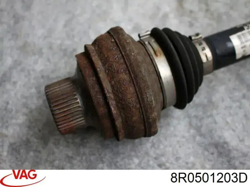 Semieje trasero izquierdo 8R0501203D VAG