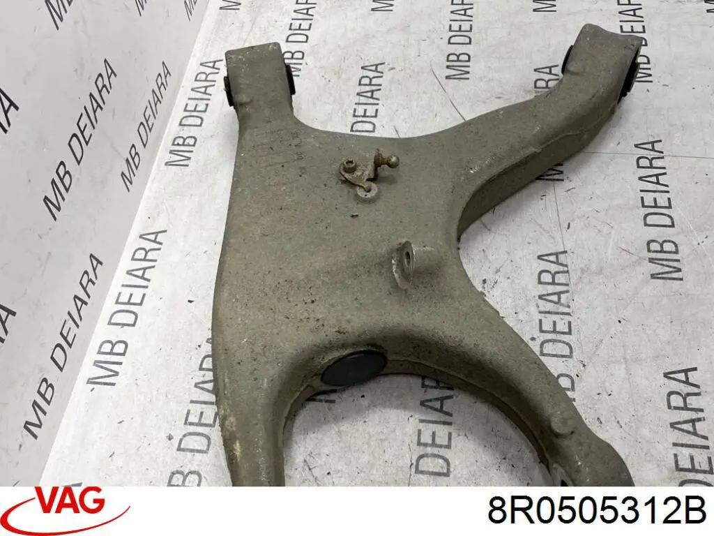 Brazo inferior derecho de la suspensión trasera VAG 8R0505312B precio, desde 56,63 EUR