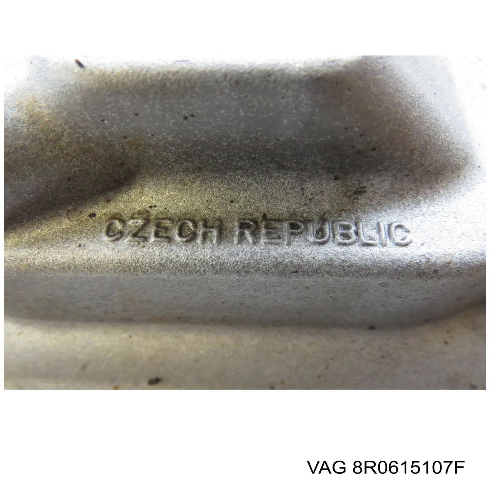 Pinza de freno delantera izquierda VAG 8R0615107F precio, desde 267,80 EUR