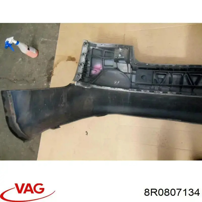 Soporte De Amplificador De Paragolpes Delantero VAG 8R0807134A