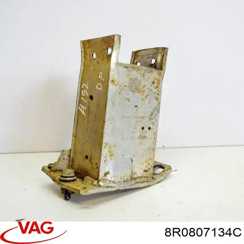Soporte del refuerzo del parachoques delantero 8R0807134C VAG