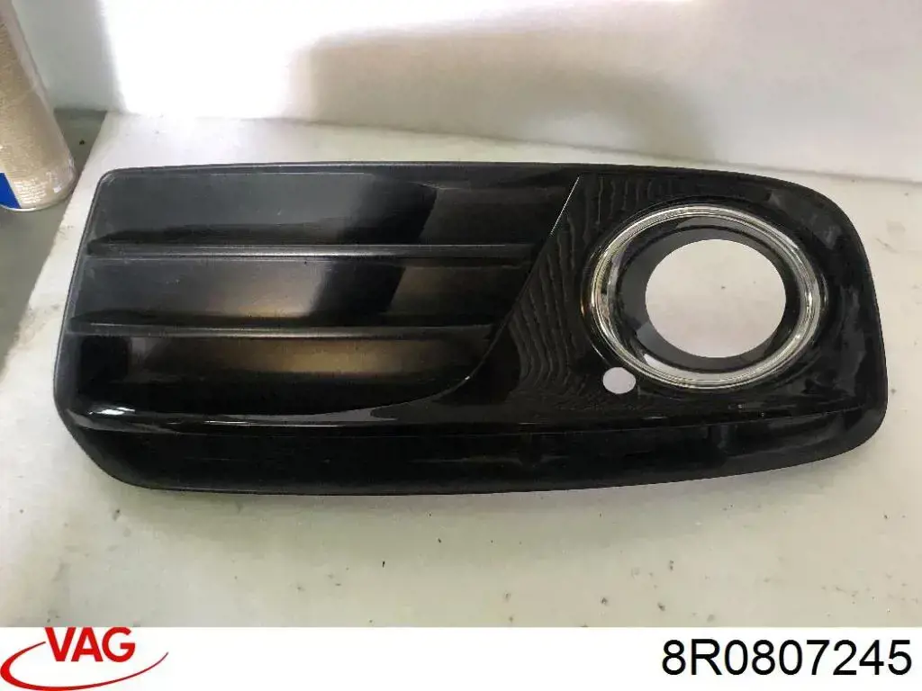 Paragolpes trasero VAG 8R0807245