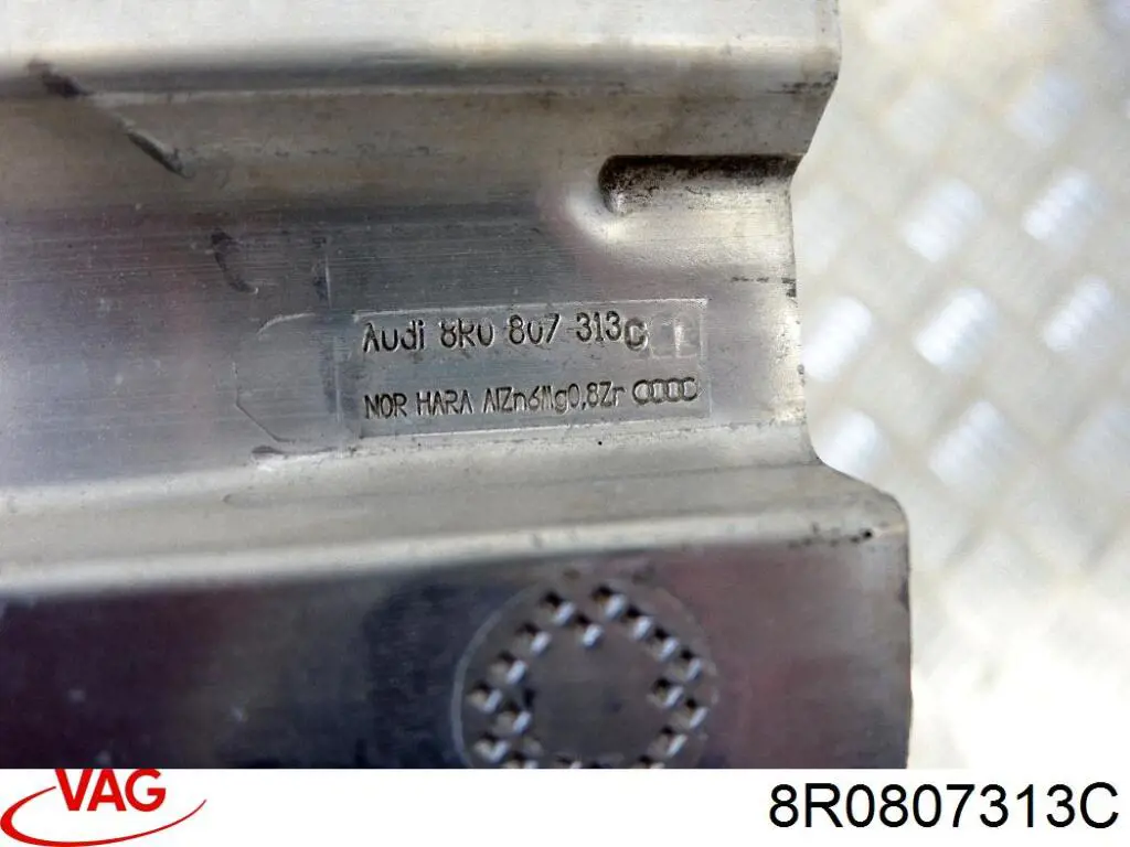 8R0807313C VAG Refuerzo de parachoques trasero