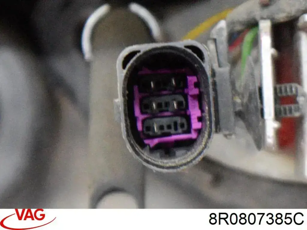 Parachoques trasero 8R0807385C VAG