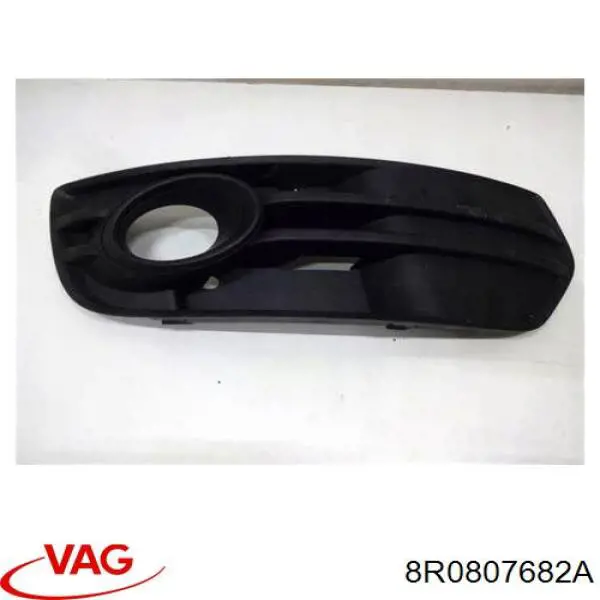 Tapa de rejilla de faro antiniebla delantero derecho VAG 8R0807682A precio, desde 17,23 EUR