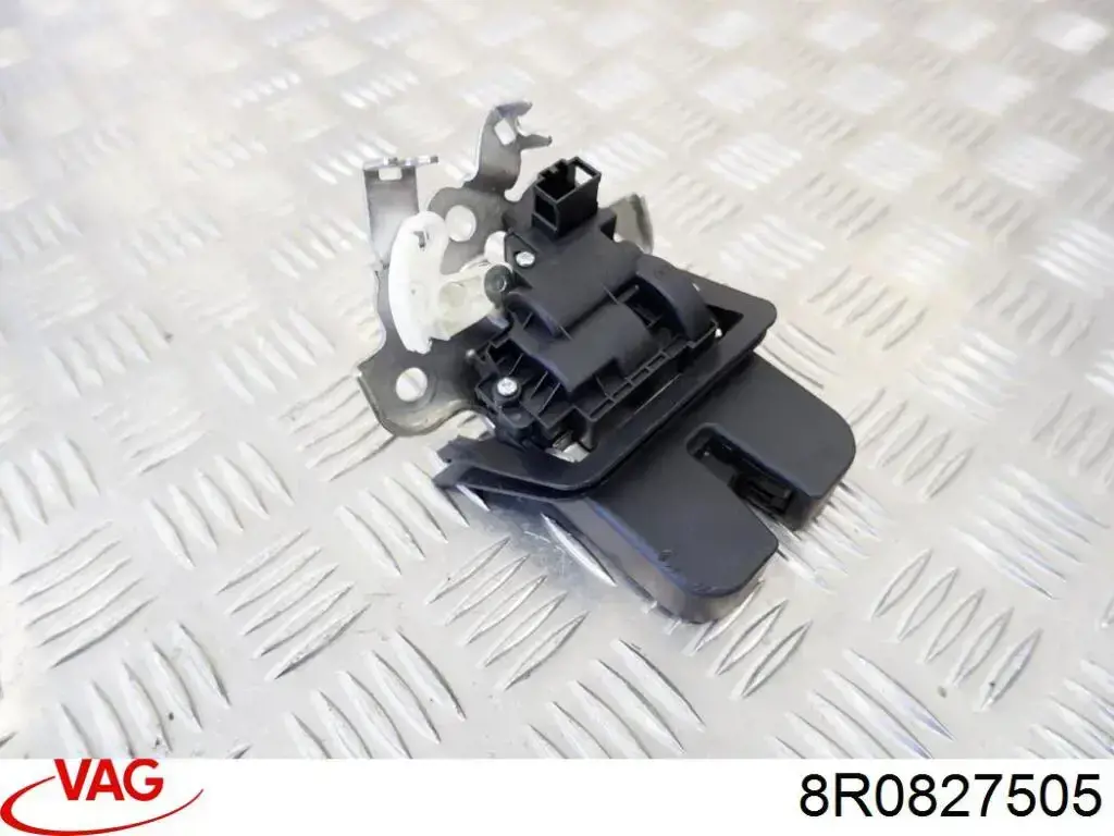Cerradura de puerta trasera VAG 8R0827505