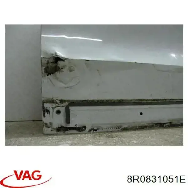 Comprar 8R0831051E VAG Puerta delantera izquierda