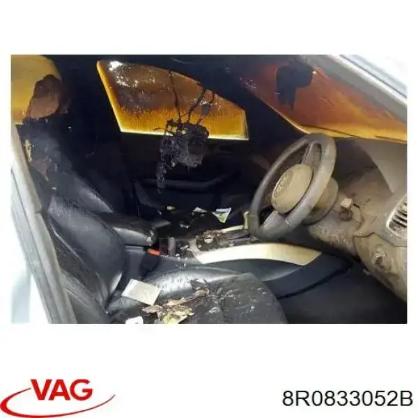 Puerta trasera derecha VAG 8R0833052B