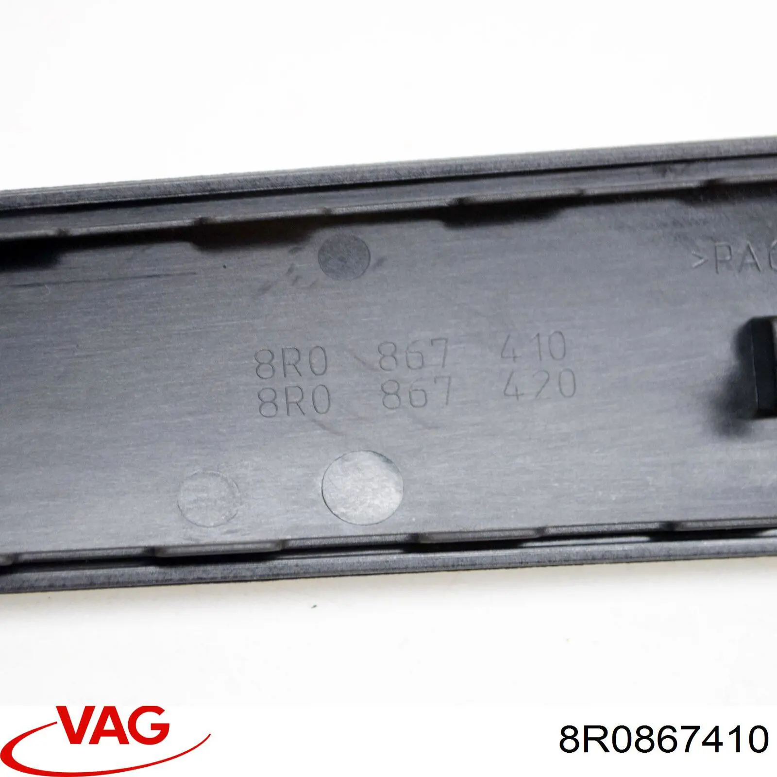 Embellecedor de puerta trasera derecha 8R0867410 VAG