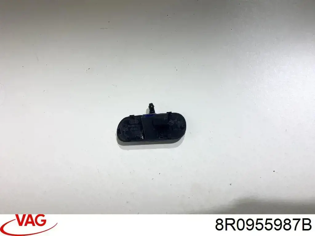 Boquilla del lavaparabrisas izquierda 8R0955987B VAG