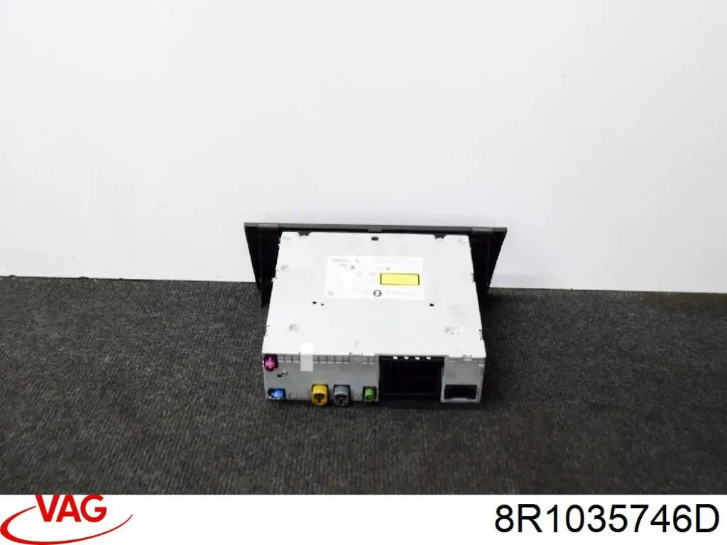 8R1035746D VAG Radio AM/FM