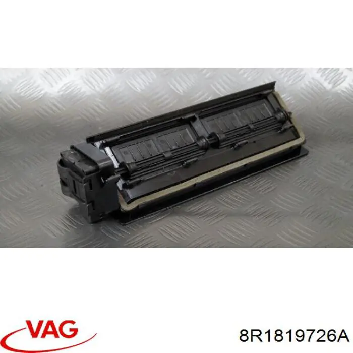 Conducto de aire derecho bajo el salpicadero VAG 8R1819726A precio, desde 28,46 EUR